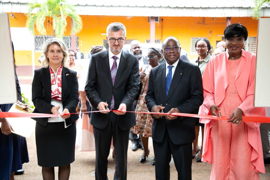 Côte d’Ivoire : l’agence turque de coopération et de coordination équipe l’école ivoirienne de bijouterie et métiers annexes en matériel de formation