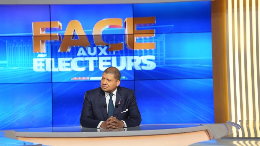 Côte d'Ivoire-Présidentielle 2025 : Jean-Louis Billon mise sur l’éducation et la revalorisation du corps enseignant Côte d'Ivoire-Présidentielle 2025 : Jean-Louis Billon mise sur l’éducation et la revalorisation du corps enseignant