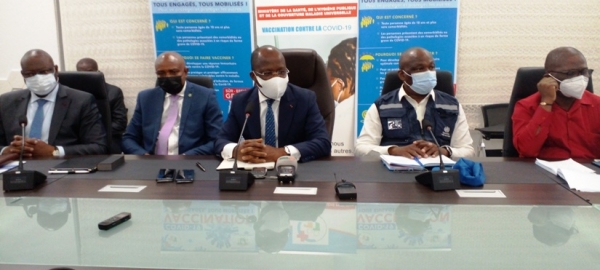 Côte d’Ivoire: Près de 700 personnes à haut risque vaccinées contre le virus Ebola (Ministère)