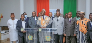 Côte d’Ivoire: Le projet de budget de l’Etat 2022 et l’annexe fiscale adoptés à l’Assemblée nationale