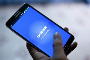 Facebook s’attaque aux contenus douteux