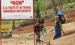 Travail des enfants en Côte d&#039;Ivoire : la communication en question