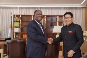 Le Diplomate indien reçu par SEM Alassane Ouattara