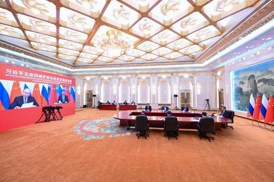 Xi Jinping s'entretient avec Vladimir Poutine, appelant la Chine et la Russie à défendre l'équité et la justice internationales