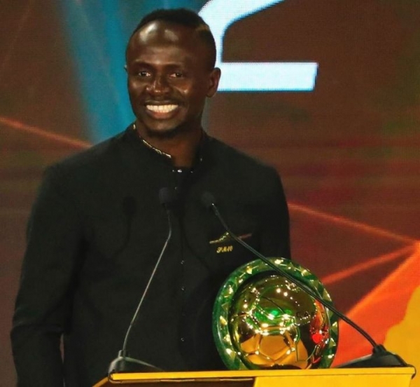 Ballon d’or africain 2019 : Sadio Mané détrône Mohamed Salah à domicile