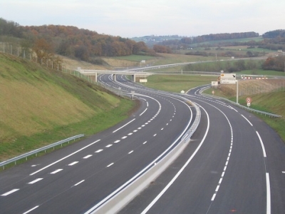 L&rsquo;Afrique de l&rsquo;ouest accuse un d&eacute;ficit en mati&egrave;re de qualit&eacute; de ses infrastructures routi&egrave;res (Expert)