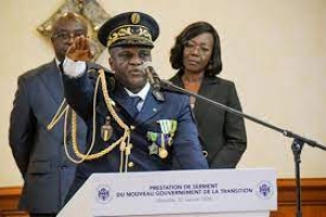 Gabon; Le Gouvernement de la transition prête serment