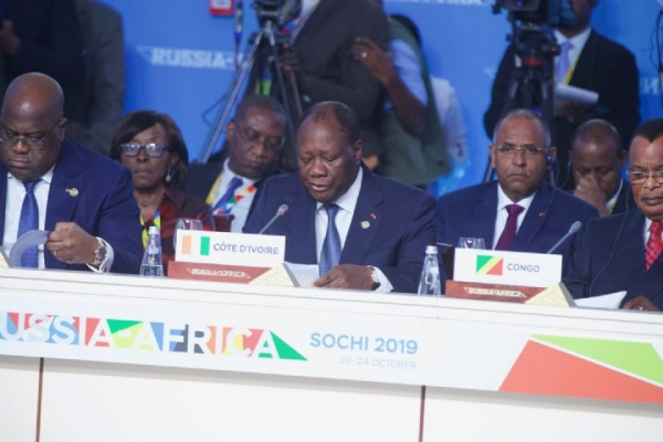 Sommet Russie-Afrique : Alassane Ouattara demande la présence de la Russie aux côtés des pays africains pour lutter plus efficacement contre le terrorisme