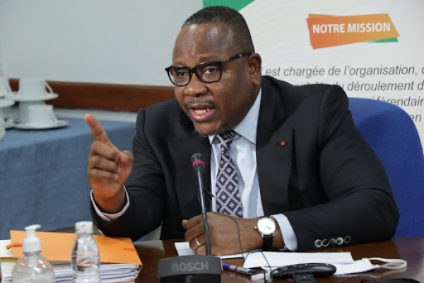 Présidentielle 2020: Point à la mi-journée : « Là où il y a destruction de matériels, nous avons procédé au remplacement », rassure le président de la CEI