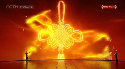 Grand Gala du Nouvel An chinois 2026 - Num&eacute;ro acrobatique : Tableau de la F&ecirc;te du Printemps