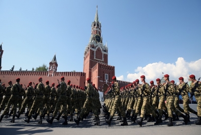 Man&oelig;uvres militaires russes pr&egrave;s de l&rsquo;Ukraine
