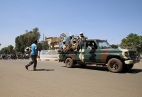 Burkina: une soixantaine de personnes tu&eacute;es dans le nord