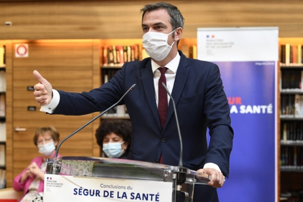 Covid-19: La France ouvre la vaccination sans limite d’âge