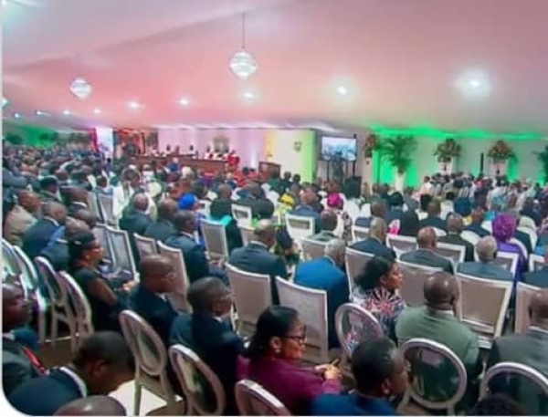 C&ocirc;te d&rsquo;Ivoire : une forte d&eacute;l&eacute;gation de Chefs d&rsquo;&Eacute;tats africains et de diplomates &agrave; l&rsquo;investiture du pr&eacute;sident Alassane Ouattara