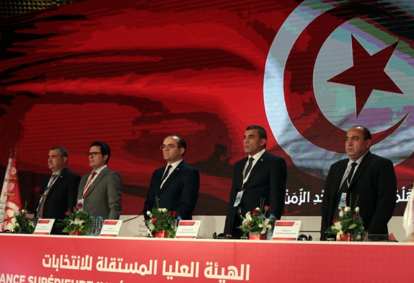 Tunisie/Constitution: Taux d’abstention record