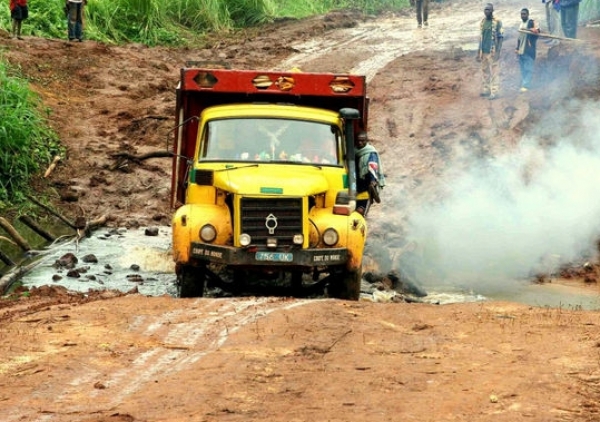 Infrastructures : Vers la création d’une direction chargée de l’entretien des routes rurales en Côte d’Ivoire