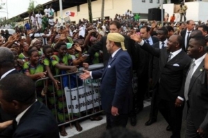 Mohammed VI,  ardent défenseur de l&#039;Afrique, clôt sa tournée africaine au Gabon