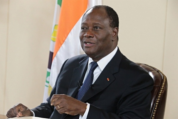 Côte d’Ivoire : Alassane Ouattara échange avec des spécialistes pour la création de centres d’excellence dans le domaine de l’enseignement supérieur et de la recherche