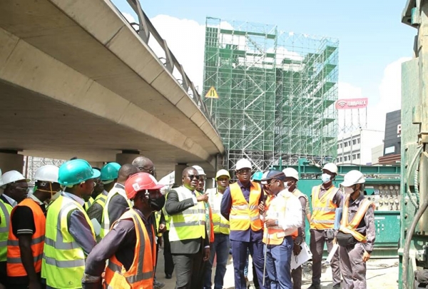 Construction de l’échangeur de l’Amitié ivoiro-japonaise : le ministre Amedé Kouakou s’enquiert de l’évolution des travaux de la seconde phase