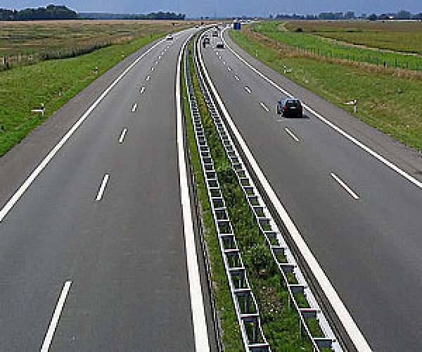 Tunisie : la BAD accorde un prêt de 104 millions d’euros pour les infrastructures routières