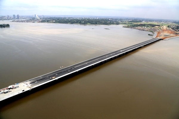 Vue d&#039;un pont en construction à Abidjan. Image d&#039;illustration. (DR)