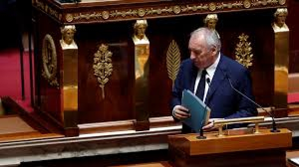 France : le gouvernement Bayrou tombe &agrave; l'Assembl&eacute;e nationale. Emmanuel Macron doit nommer un nouveau Premier ministre
