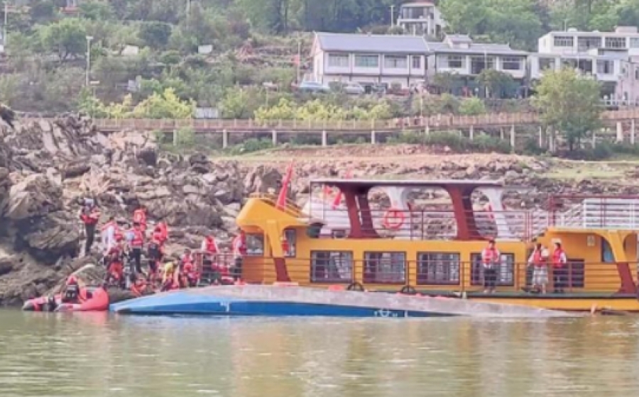 Xi Jinping appelle à tous les efforts de recherche et de sauvetage après le chavirement de bateaux dans le sud-ouest de la Chine