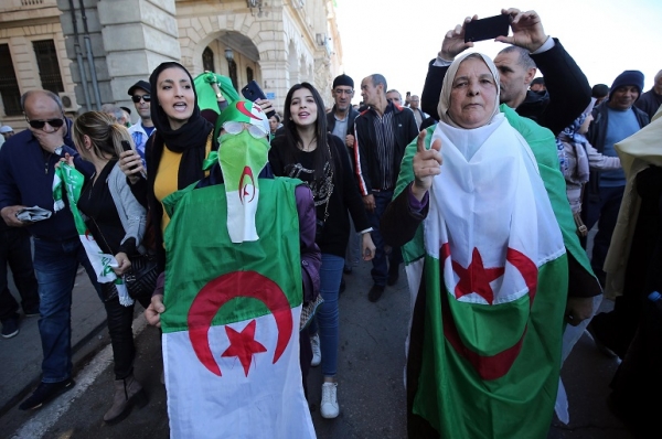 Algérie: des “lendemains sombres” en perspective