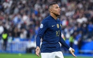 Foot: Mbappé nouveau capitaine des Bleus