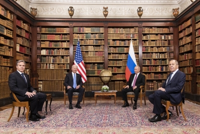 Biden et Poutine saluent un sommet constructif