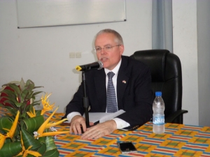 Le Chargé d’Affaires de l’ambassade des Etats-Unis en Côte d’Ivoire, Andrew Haviland