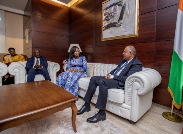 Coopération : le Premier Ministre Patrick Achi échange avec la Ministre du Plan et de la Coopération internationale de la République de Guinée