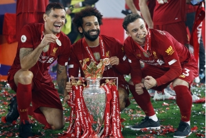 Premier League: Liverpool a son trophée