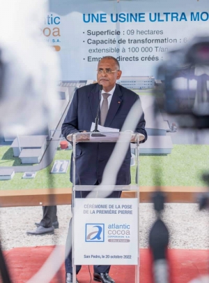 Construction d&#039;une unité de transformation de Cacao à San Pedro: Le Premier Ministre Patrick Achi exhorte à l&#039;émergence de nombreux champions nationaux