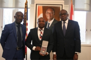 Distinction: Commandant Djakarta Konaté, un Officier Supérieur américain d’origine ivoirienne honoré