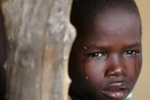 Un enfant d&#039;Afrique en détresse
