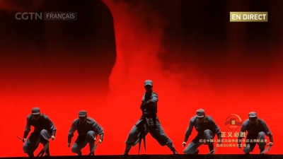 Gala comm&eacute;moratif de la Journ&eacute;e de la Victoire : La terre embras&eacute;e par les feux de la guerre (Danses de groupe)