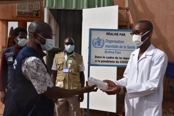 Coronavirus - Afrique : L’OMS appuie la construction des unités de triage des patients dans la lutte contre le COVID 19