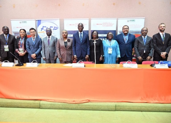 Côte d’Ivoire-Conformité anti-corruption: des entreprises publiques et privées à l’académie de la HABG