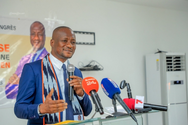 Election UNJCI : face aux rumeurs, le candidat Franck Ettien appelle au calme, &agrave; la s&eacute;r&eacute;nit&eacute; et au respect du processus d&eacute;mocratique (communiqu&eacute;)