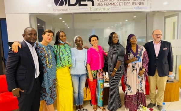 Sénégal: La députée européenne Chrysoula Zacharopoulou visite les locaux de la DER/FJ