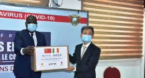 Côte d’Ivoire/ Covid-19 : Don de cinq respirateurs de la Croix rouge de Chine au gouvernement