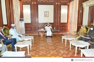 Tchad / Infrastructures et Transports: Le Général MAHAMAT IDRISS DEBY ITNO a reçu une délégation du groupe Bolloré