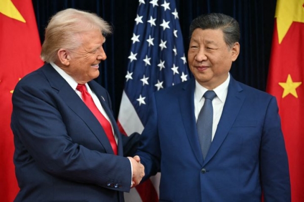 Xi se dit pr&ecirc;t &agrave; travailler avec Trump pour faire avancer le grand navire des relations sino-am&eacute;ricaines
