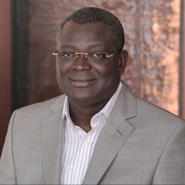 Mamadou Biteye, Directeur général du Bureau Régional Afrique de la Fondation Rockefeller : &quot;Toutefois, la technologie peut être l’accélérateur dont nous avons besoin, si et seulement si nous faisons preuve de  jugeote vis-à-vis des partenariats, du financement et de l’écosystème que nous mettons en place pour son déploiement.&quot;