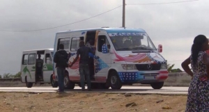 Côte d’Ivoire-Transport en commun: un faux apprenti gbaka fuit avec l‘argent des passagers
