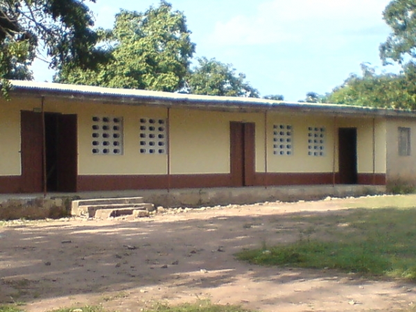 Côte d’Ivoire : Don de tenues scolaires aux enfants vulnérables du VIH-Sida à Mankono