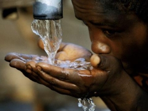 Un programme pour permettre à 95% de la population ivoirienne d’avoir accès à l’eau potable en 2020 en Côte d&#039;Ivoire