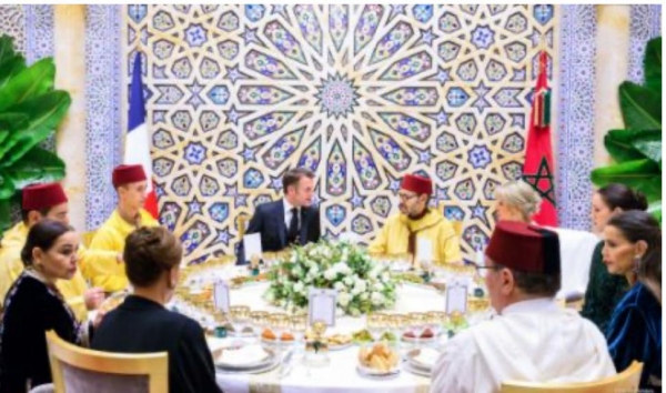 Maroc/Visite d’État : le Roi Mohammed VI offre un dîner en l’honneur du couple Macron