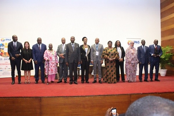 Côte d’Ivoire: Le ministre Abinan dévoile des projets sociaux pour les retraités et travailleurs